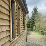 The Wood Shed, Butterwick, Malton Campsite *